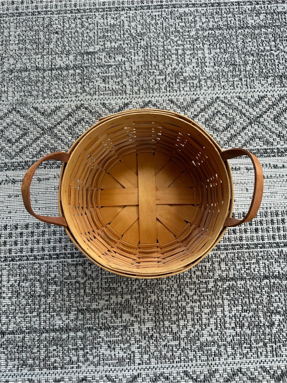 Longaberger Darning Basket (2001) with Liner and Protector
